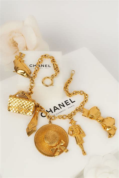 Collier Breloque Chanel 